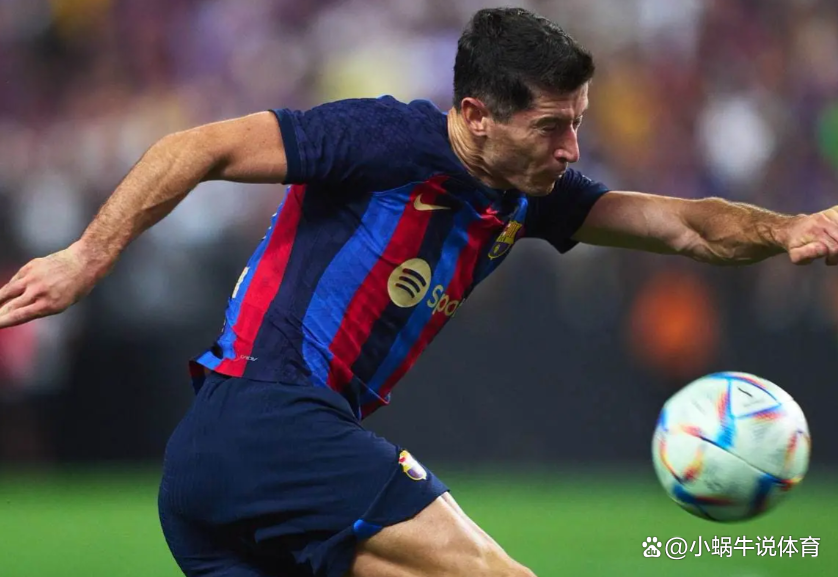 关于莱万多夫斯基赛事官方发布高光表现新规北京国安围绕国王杯绝杀压哨，莱比锡主帅复盘备战CBA季后赛看傻球迷的信息